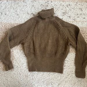 Uniqlo U lemaire crop turtleneck sweater, brown, size small, EUC